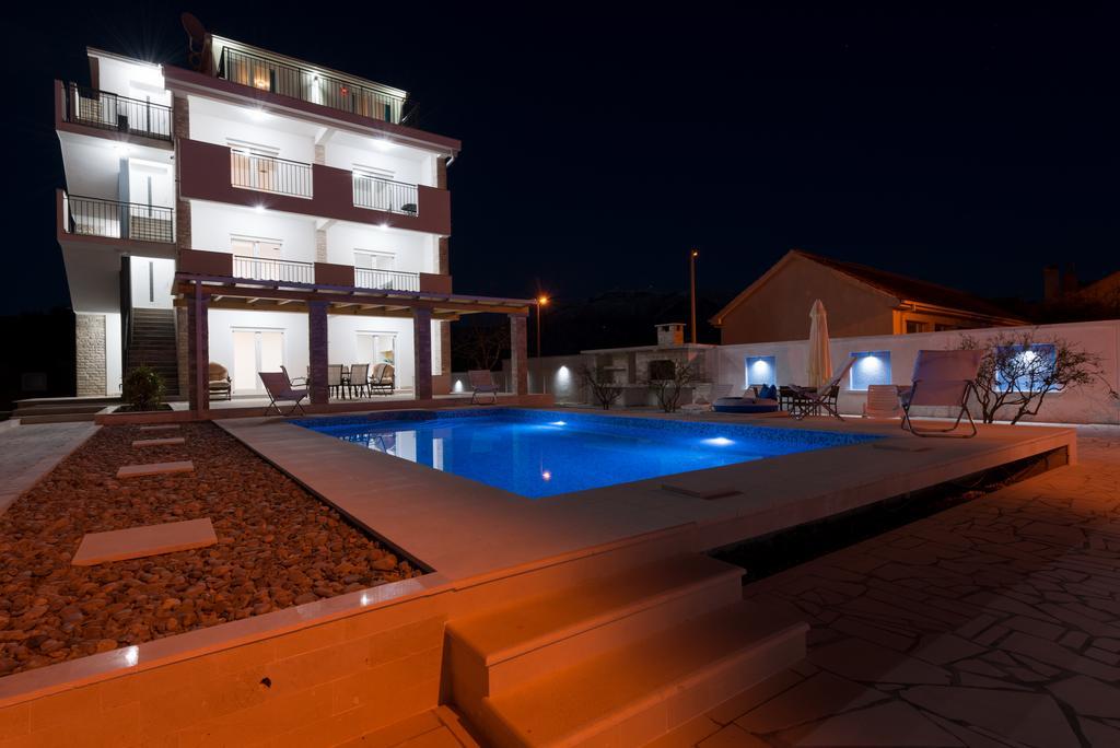 Villa Sandy Apartments Tivat Exteriér fotografie
