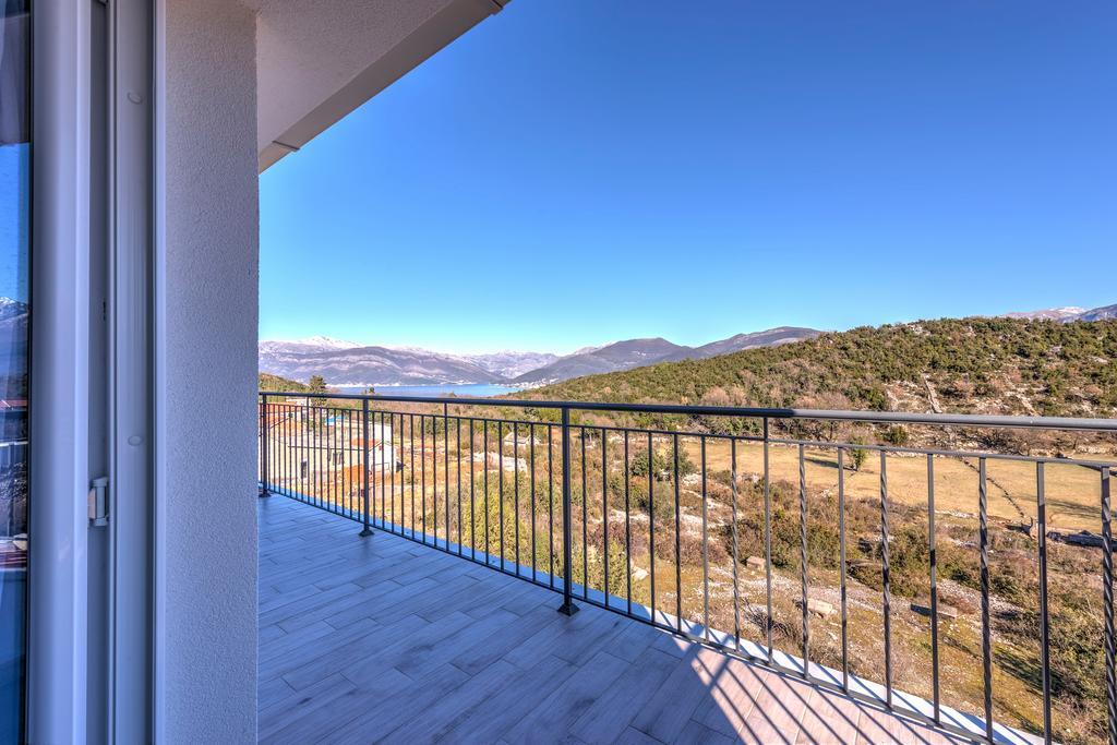 Villa Sandy Apartments Tivat Exteriér fotografie